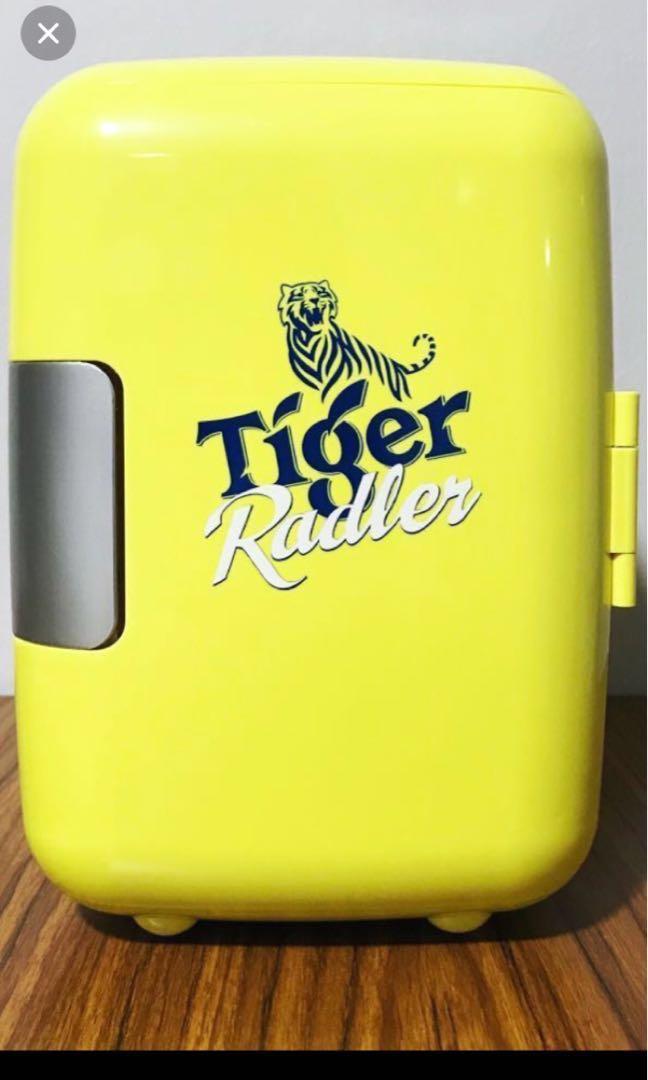 Mini fridge. 35 dollars cck, TV & Home Appliances, Kitchen Appliances