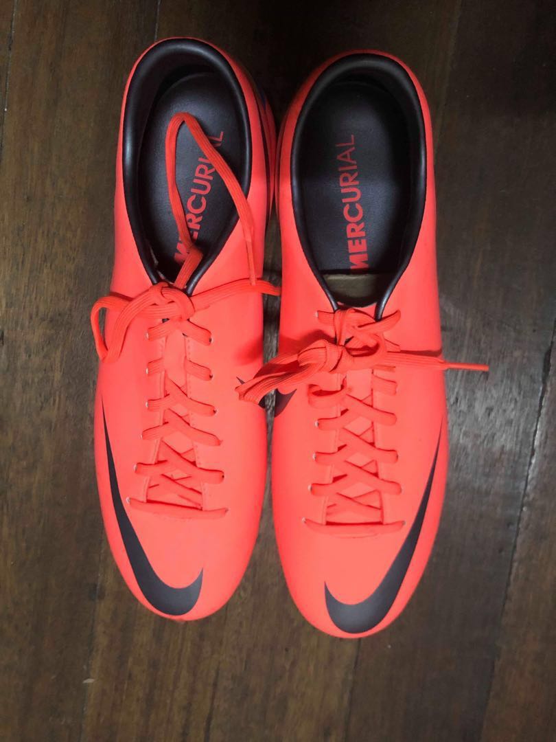 mercurial nike soccer cleats