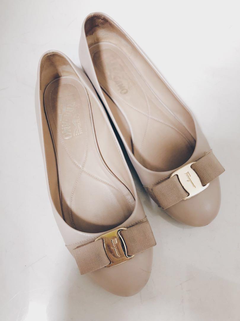 Salvatore Ferragamo Varina Ballerina Flats Shoes Nude Women s Fashion Footwear Flats on Carousell