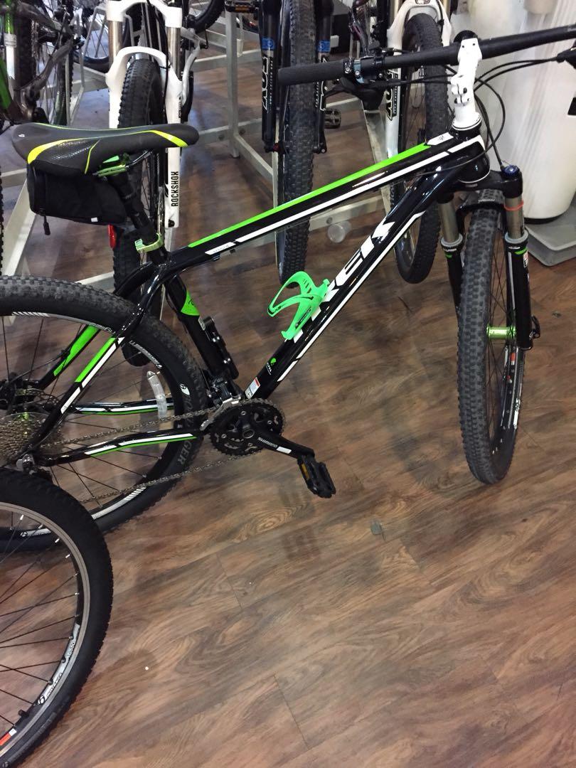 Trek superfly al 29 sales