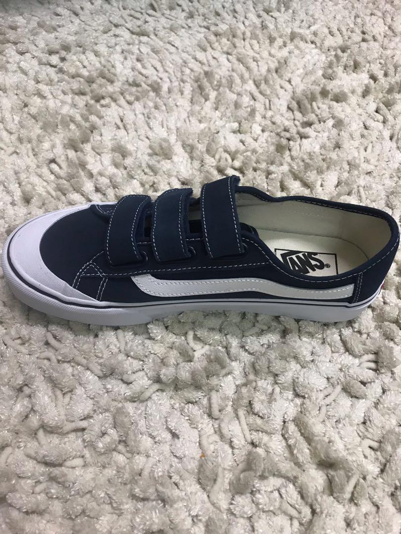 Black ball v vans outlet