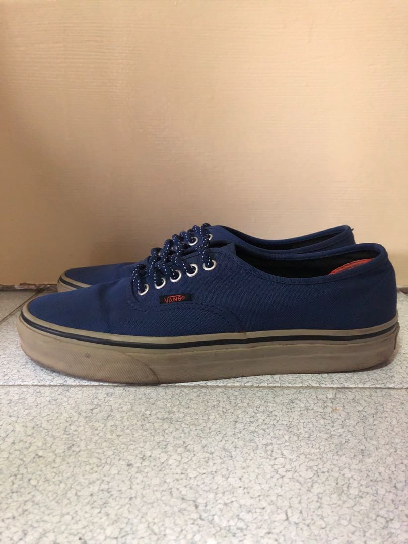 Email Mechanics prioritet Vans Classic Navy Blue, Men's Fashion, Footwear, Dress Shoes on Carousell