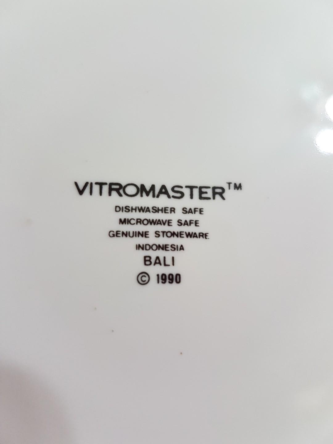 Vintage Vistromaster Dinnerware/Plate/Crockery (Bali, 1990), Furniture