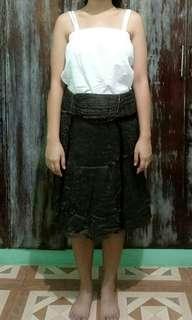 BUNDLE sleeveless top, knee-length skirt, racer front top