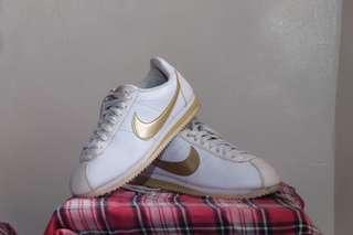 Nike Cortez Gold