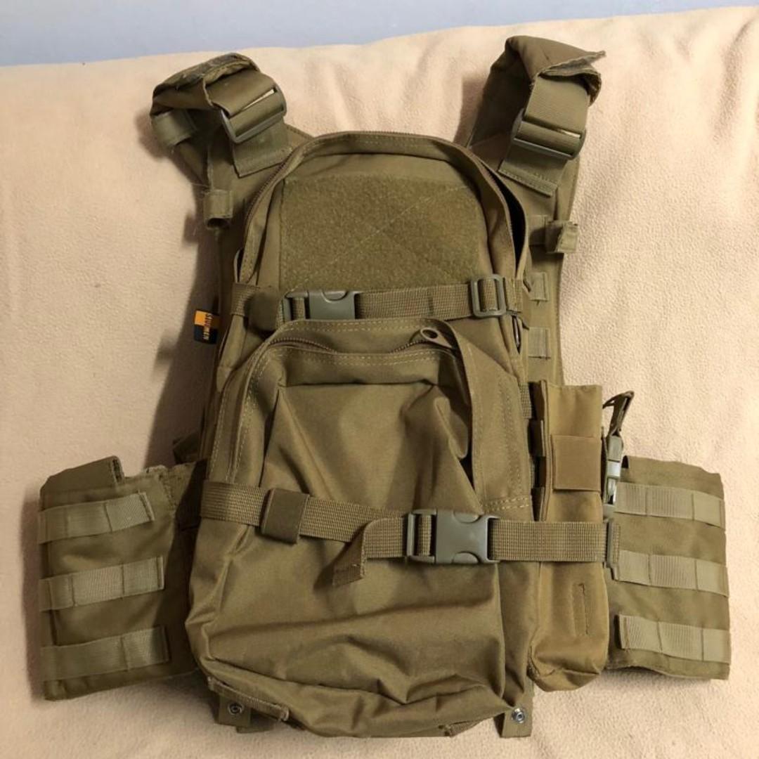 6094 Plate carrier (TAN) with Tactical Belt + Misc pouches, Sports ...