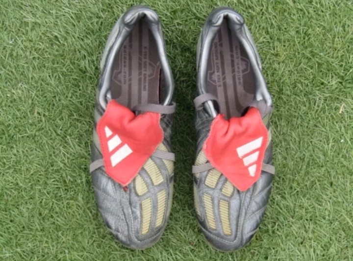 Adidas Predator mania gunmetal SG UK7 Sports Equipment Sports