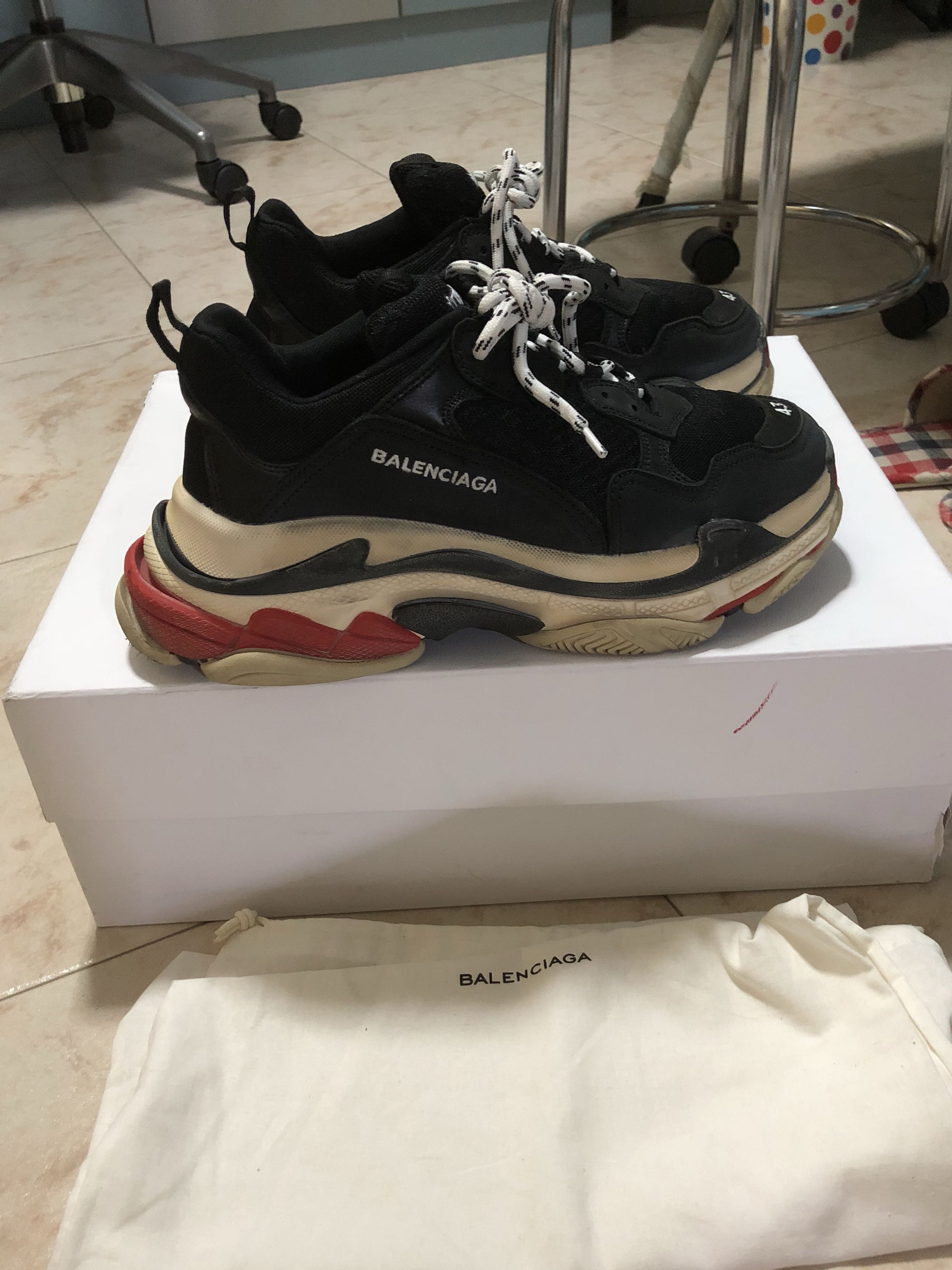 Balenciaga Triple S Bred EU43 Men s Fashion Footwear Sneakers