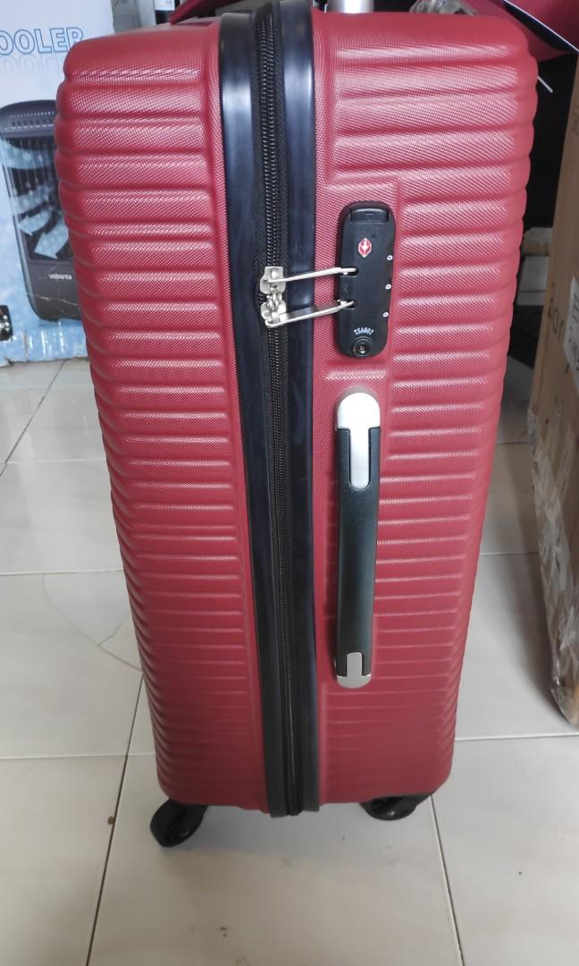 Barry smith luggage go different shop