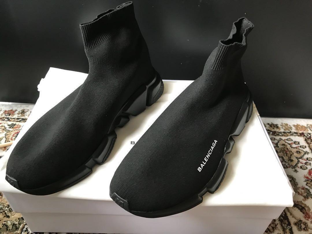 Balenciaga speed trainer triple black hot sale