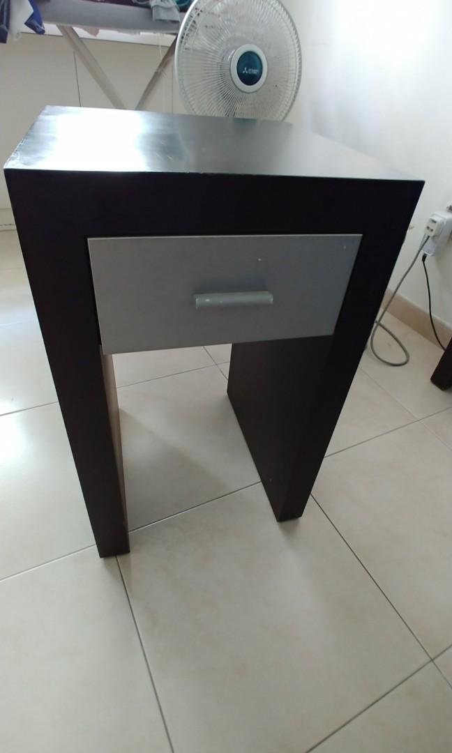 Cellini Side Table (Category: Tables & Sets) located in Singapore. Submitted by dave.lim.357284 (Listing ID 194920109, Image 2). Description: Cellini side table. 460mm (W) x 400mm (D) x 460mm (H) Quick deal for non fussy buyer. Moving out hence price reduced!.