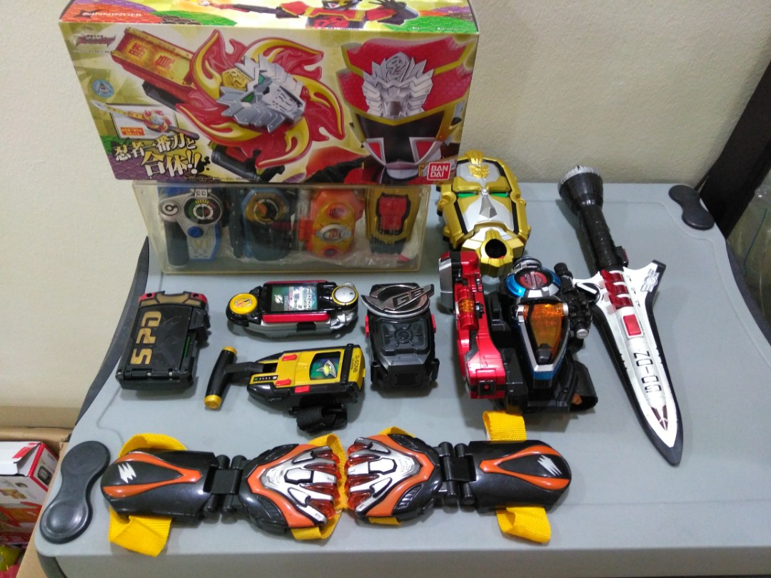 Collection of super sentai mighty morphin power rangers brace morphers ...