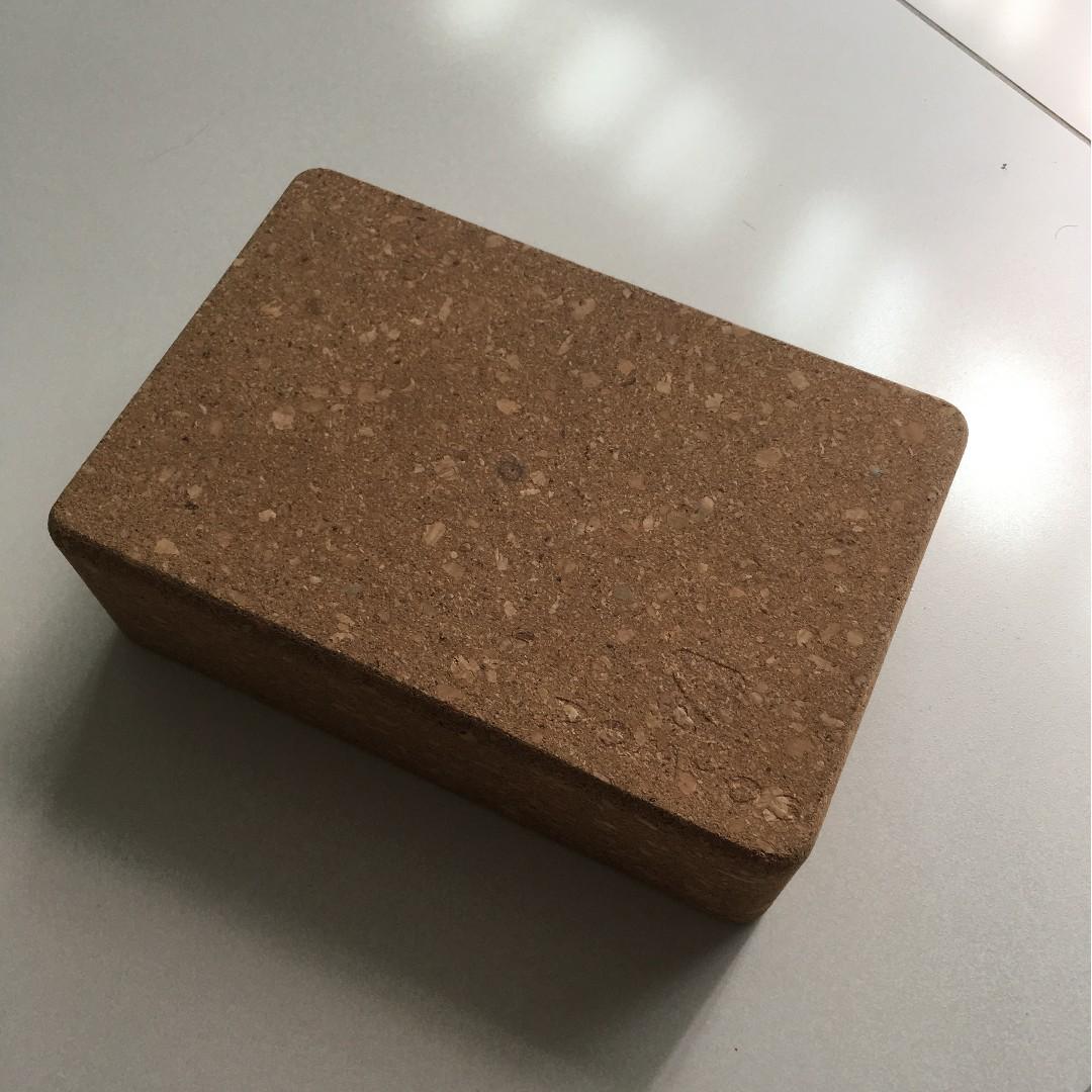 yoga brick decathlon