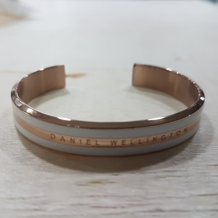 Ukuran Cuff Daniel Wellington 2024 grandmother blog
