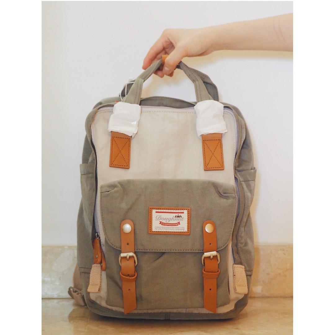 Doughnut macaroon ivory & light grey backpack 2025