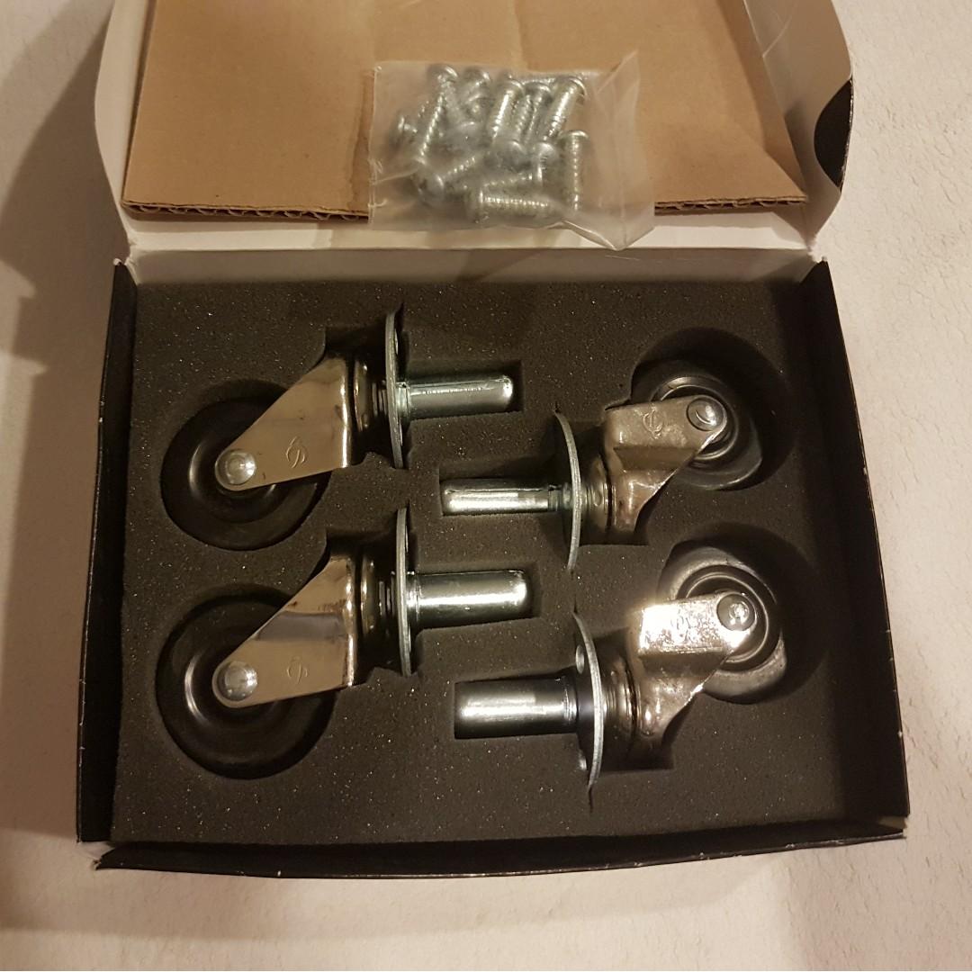 Ernie Ball Pop Out Amp Caster Set 4 Pack, Musik & Media, Aksesoris di