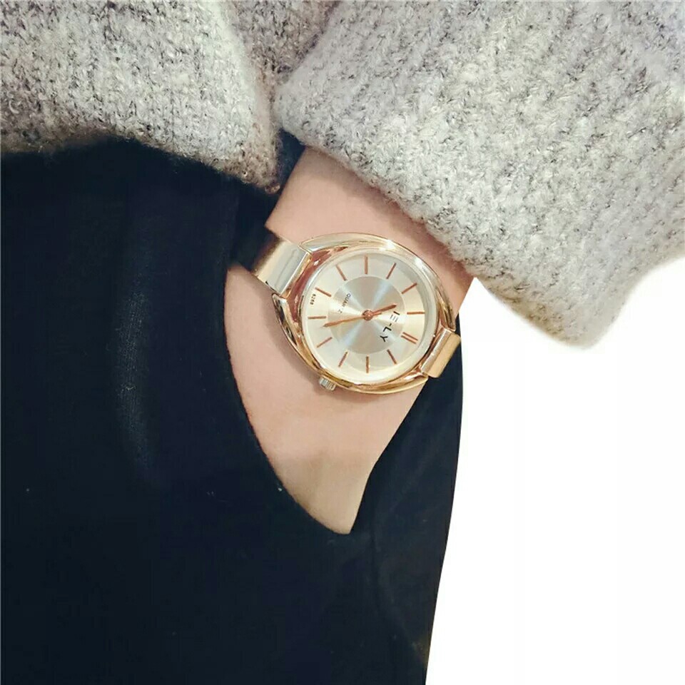 Fashionable Fine Temperament Bracelet Watch Big Dial Ladies Watch Brand New Arrival Wholesale Women S Fashion Watches On Carousell