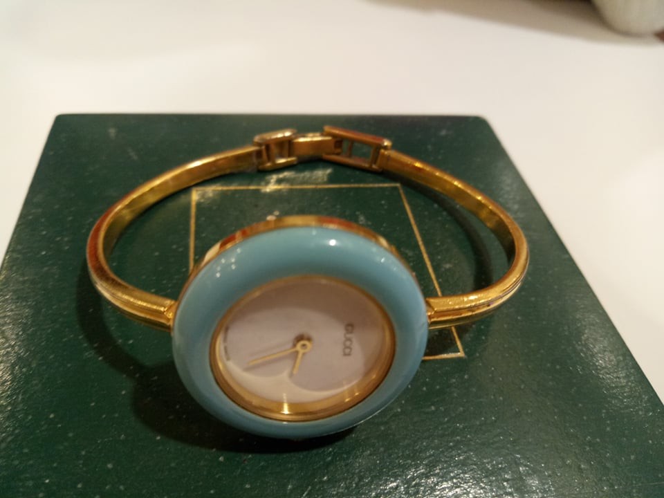 gucci vintage bracelet watch