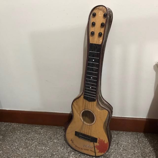 mini toy guitar