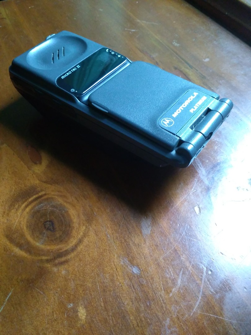 Motorola Microtec Motorola MicroTAC II vintage mobile phone, Mobile Phones & Gadgets ...