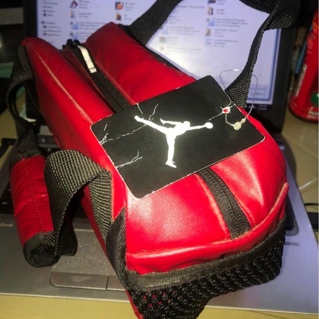 Nike Air Jordan Red Insulated Lunch Bag Black Handles 9A1848R78 on