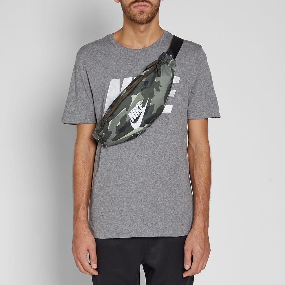 Nike Crossbody Camo Bag, Men's Fashion 