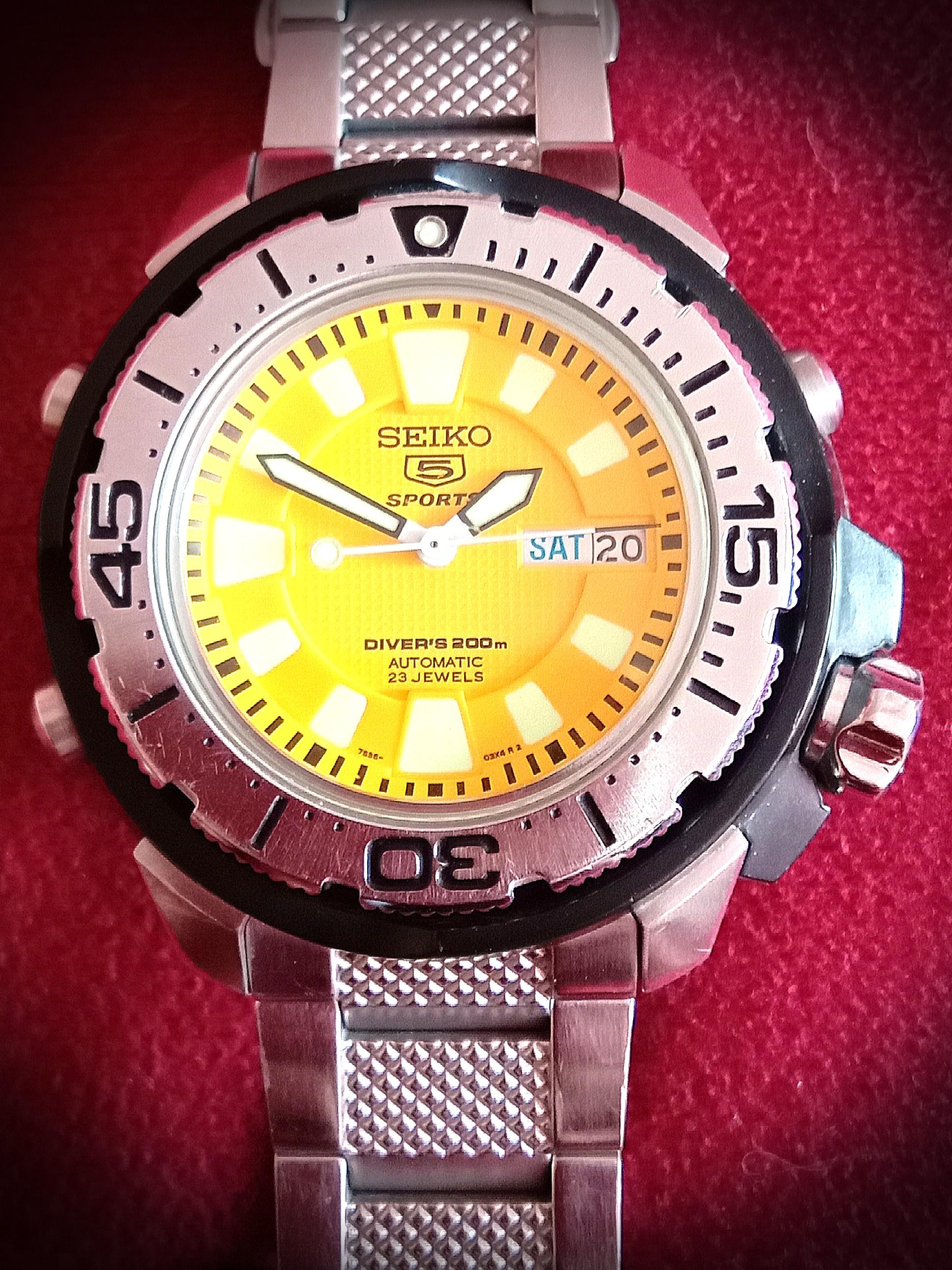 Seiko 5 sports divers 200m Automatik 23 jewels Luxury Watches on