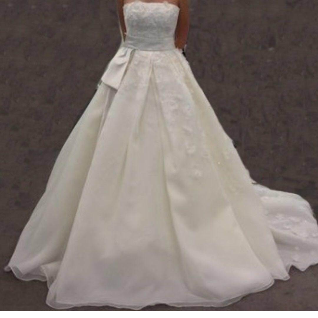 Vera wang sample new arrivals sale 2018