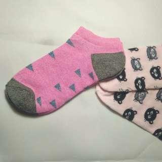 Kaos kaki pendek motif