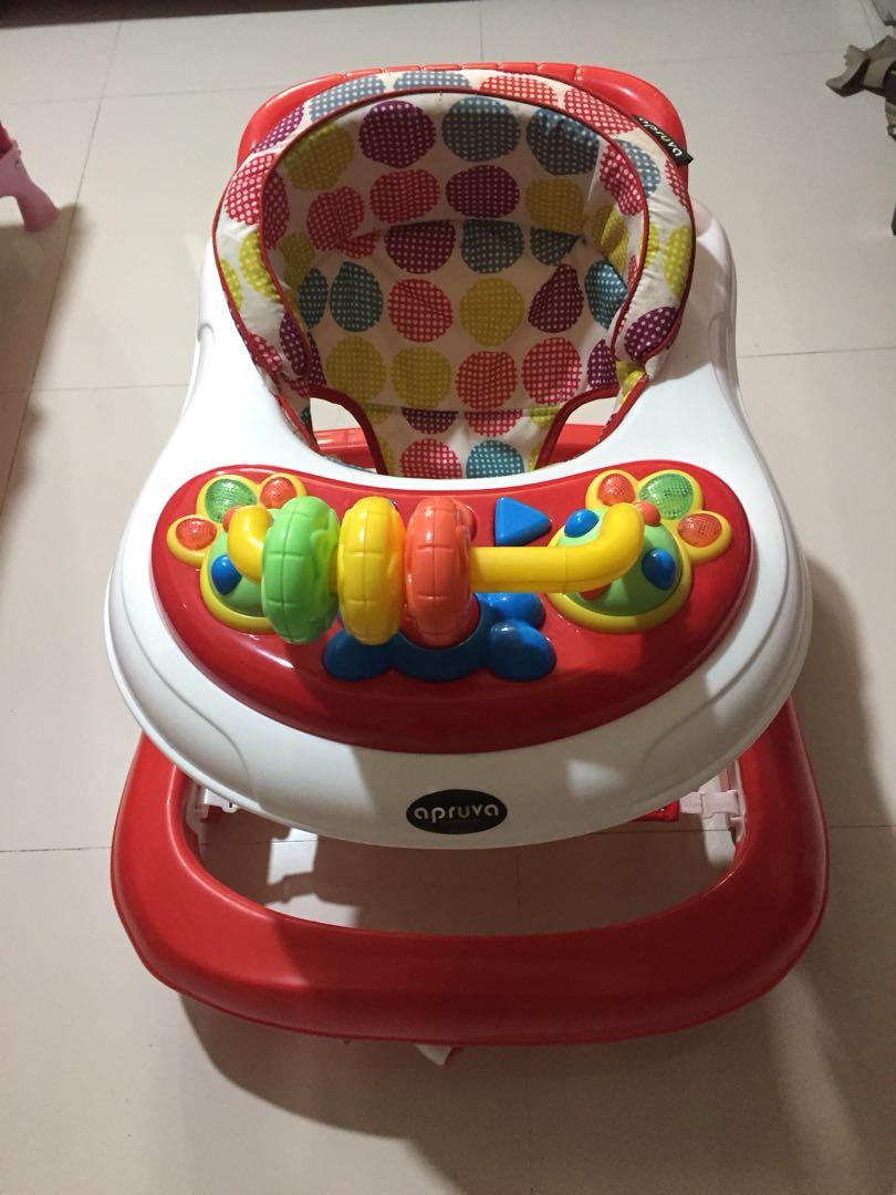 2nd hand baby walker