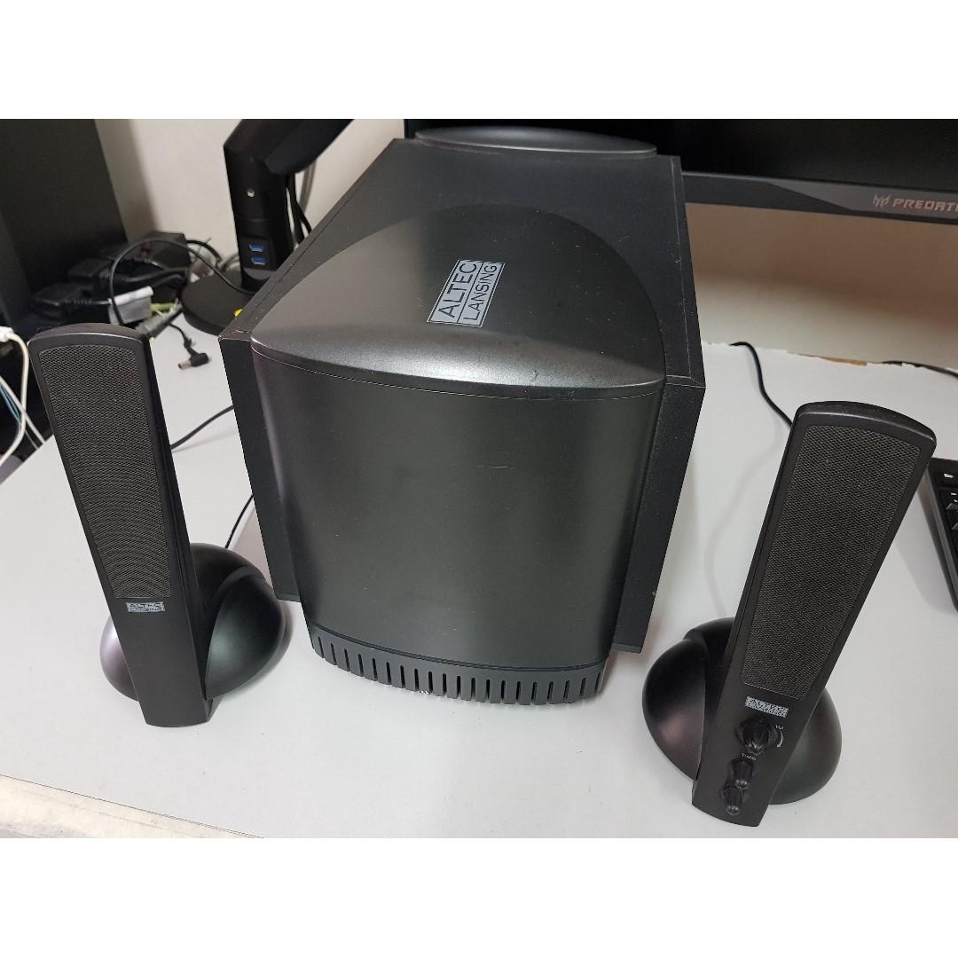 Altec Lansing ATP3 Desktop 2.1 Speakers System