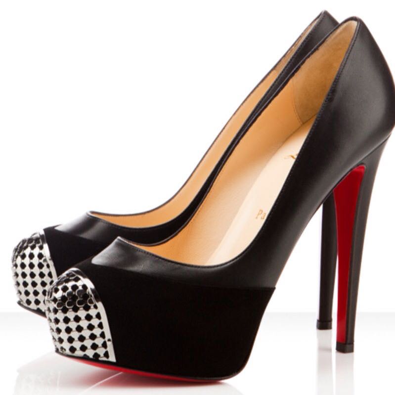 Christian louboutin maggie outlet