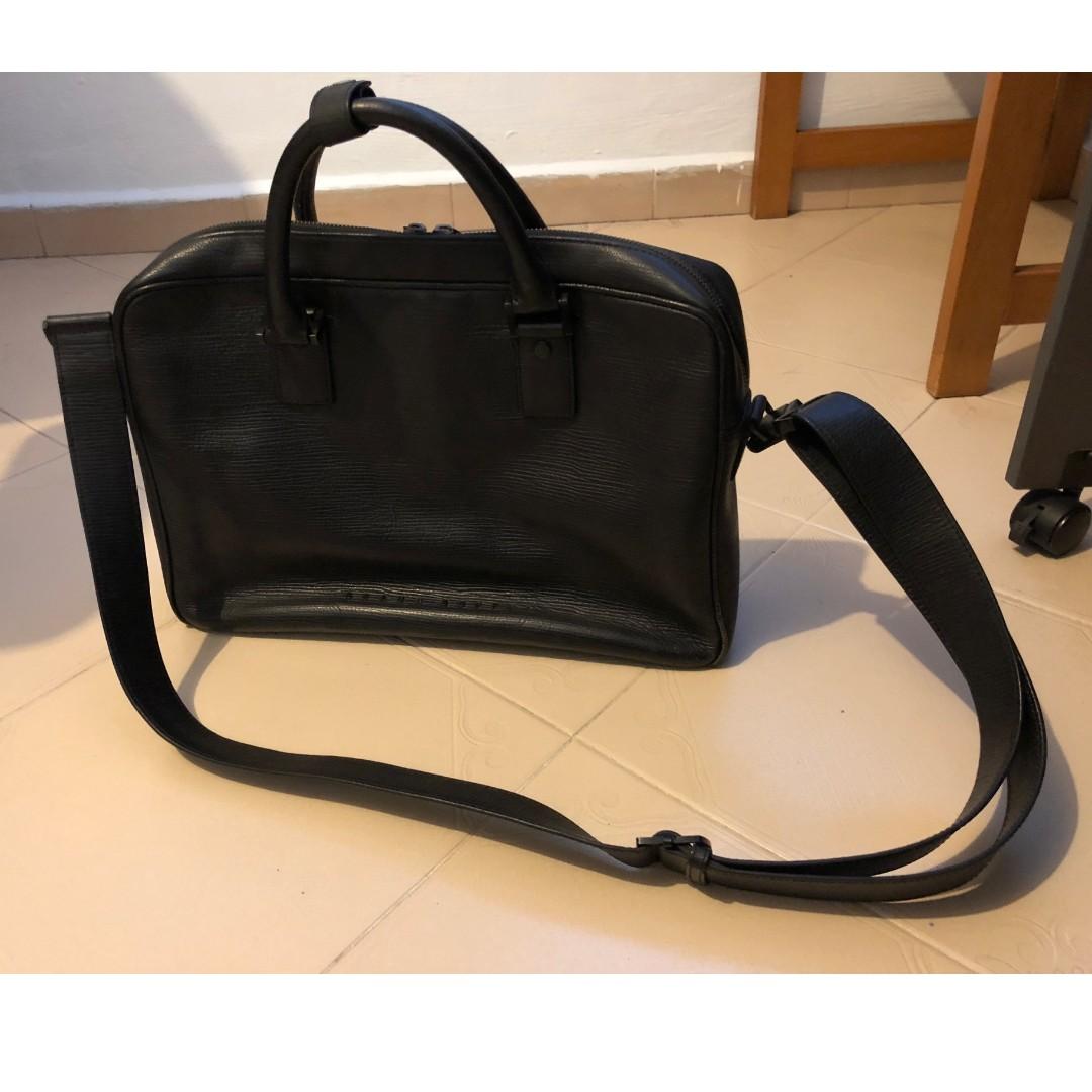 Spyder sling bag 2025