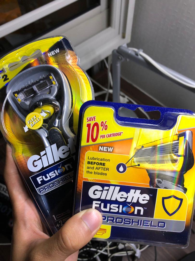 Gillette Fusion Proshield Handle Blade Health Beauty Men S Grooming On Carousell