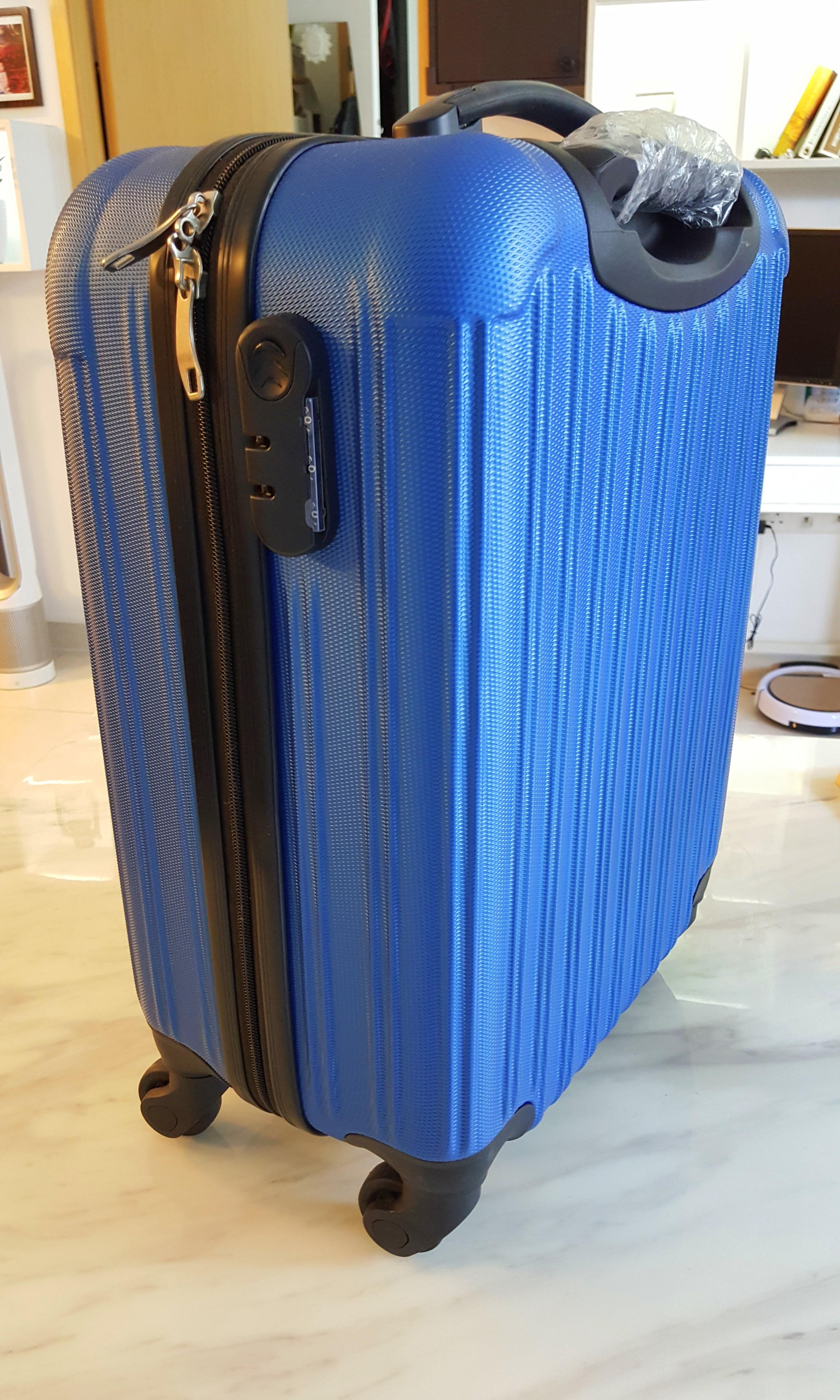 Hardcover carry on luggage top