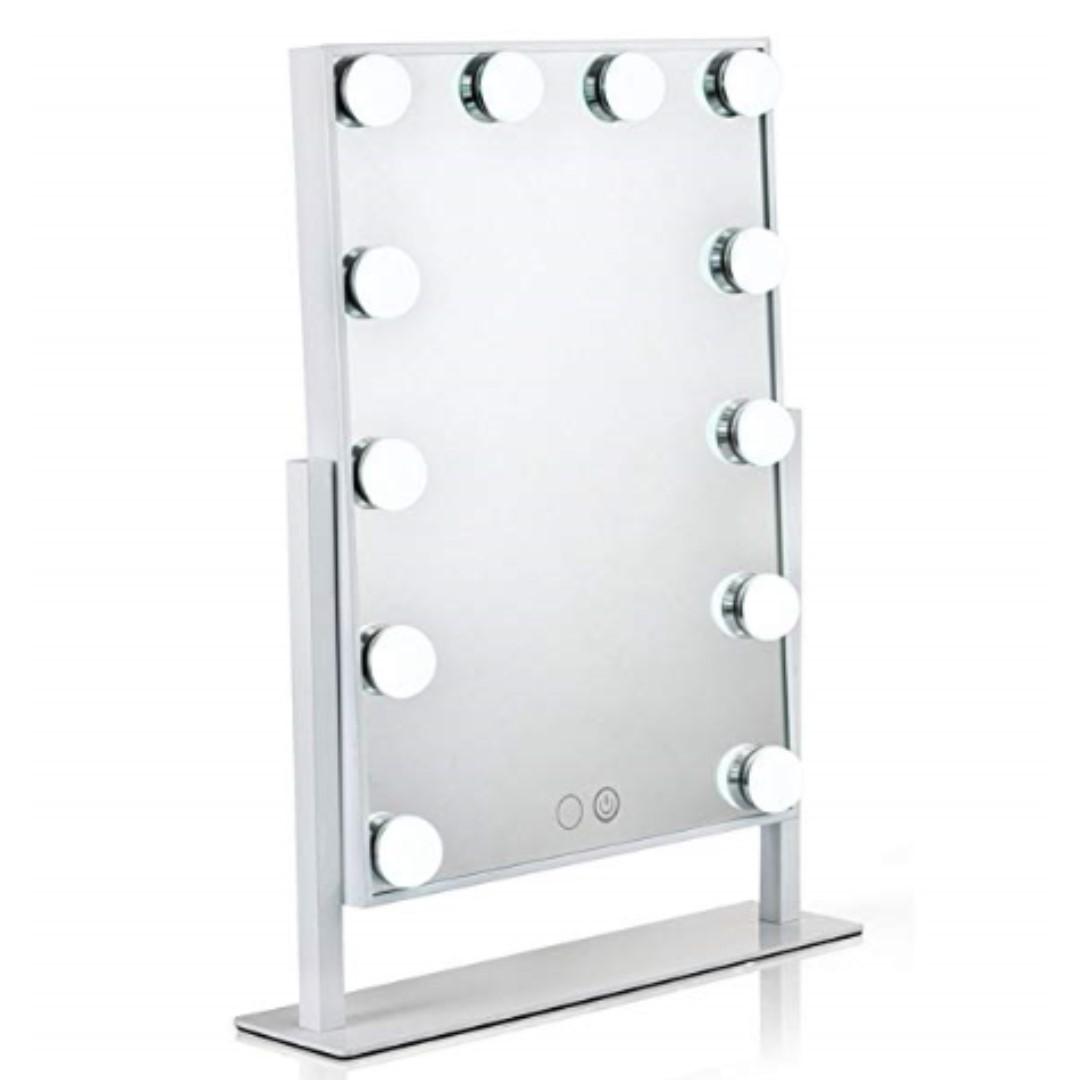 led illuminated makeup mirror