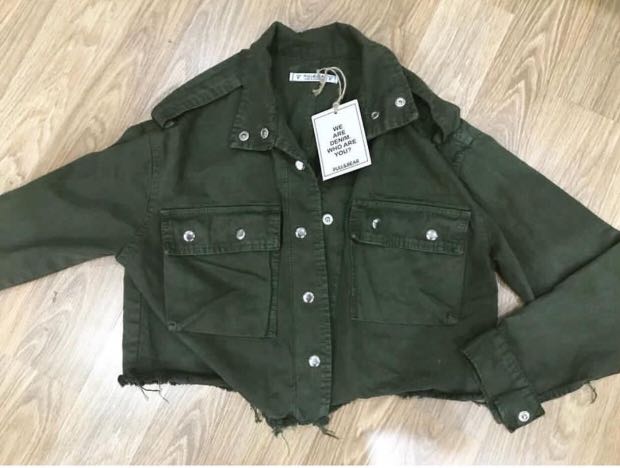 jaket crop army