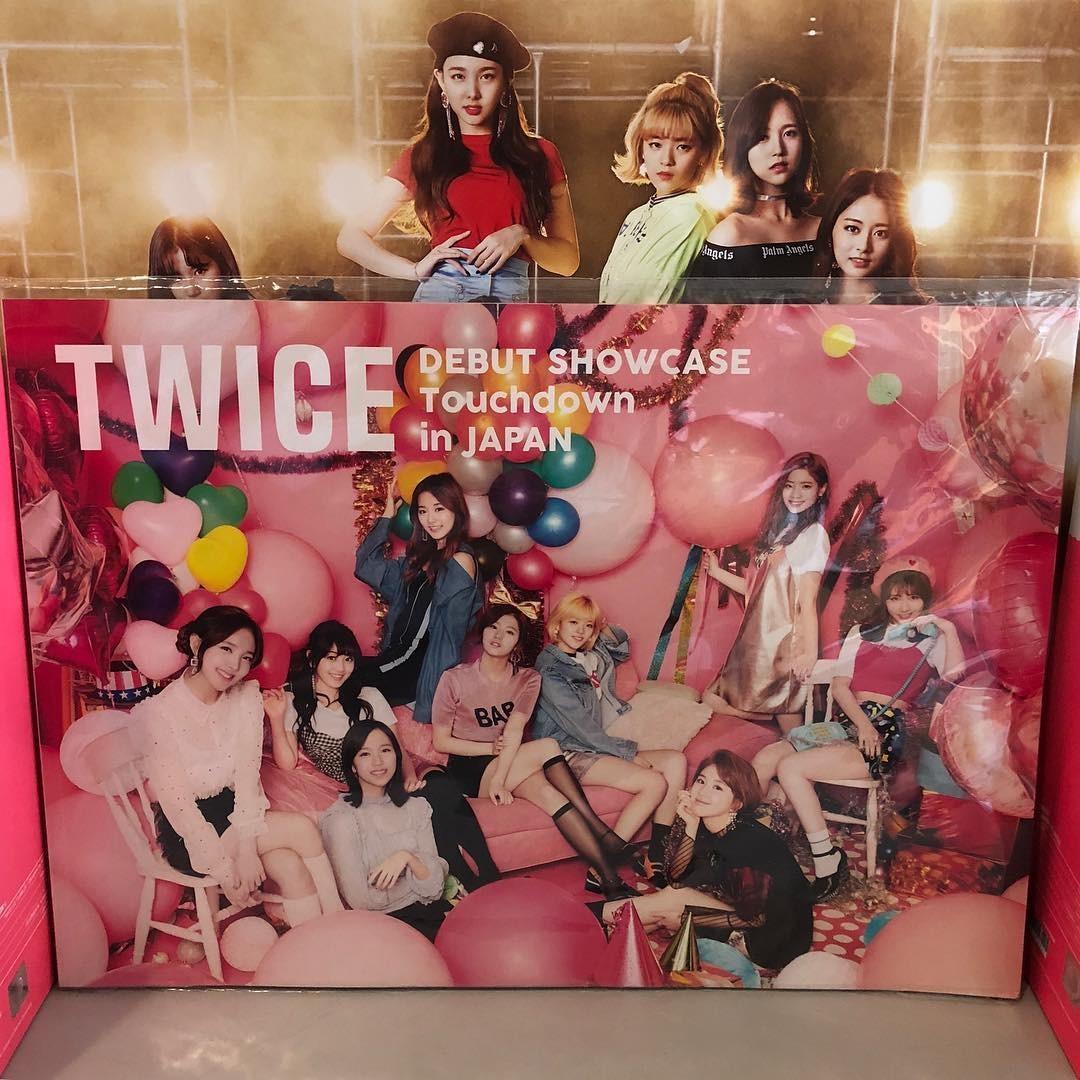 Lf Twice Debut Showcase Touchdown In Japan Photobook Hobbies Toys Memorabilia Collectibles K Wave On Carousell