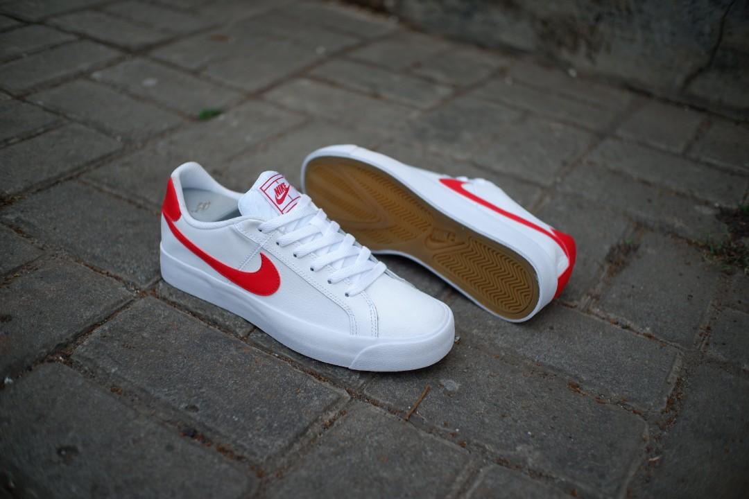nike court royale white red
