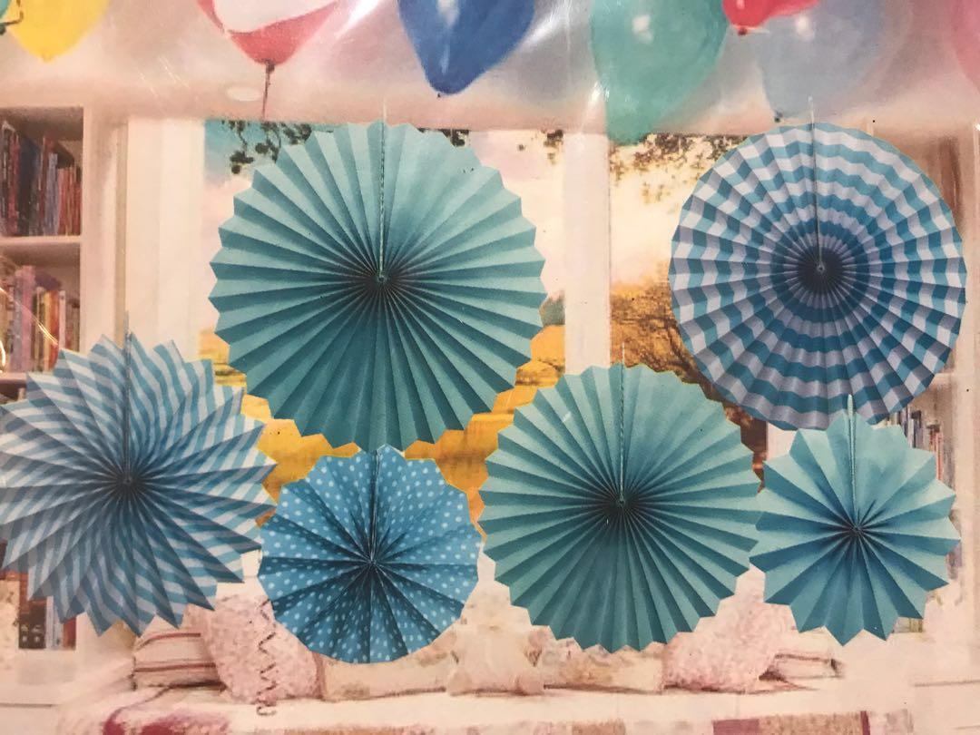 Six piece light blue paper fans, Hobbies & Toys, Stationery & Craft