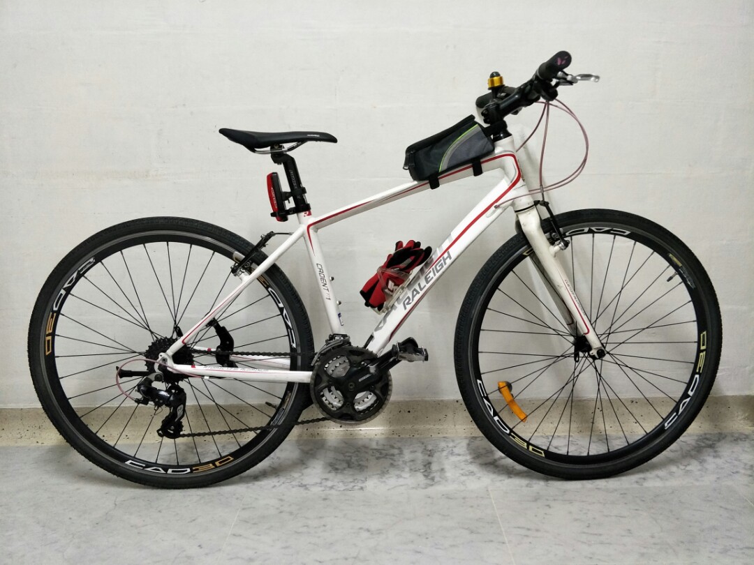raleigh cadent road bike