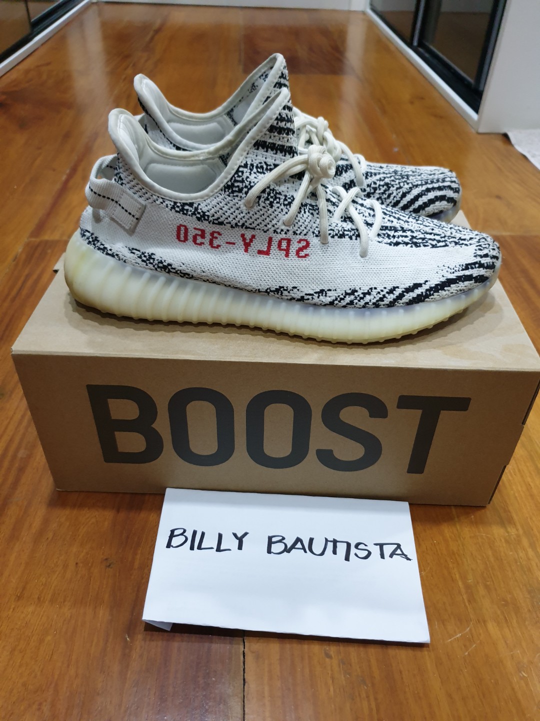 Yeezy V2 Zebra Size 12, Men's Fashion 