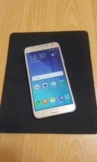 Samsung Galaxy J7 J700F 4GLTE 5.5"手機(home botton issue)