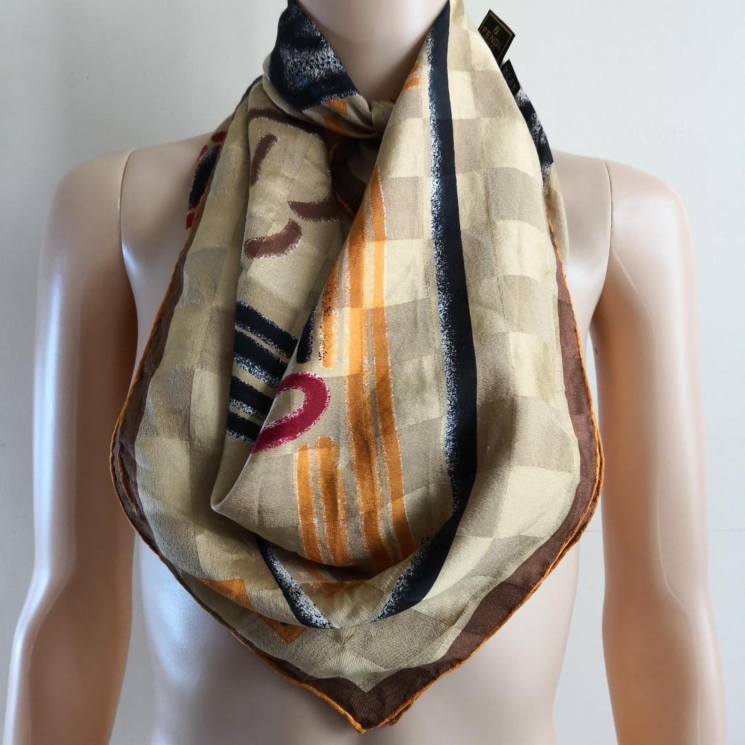Fendi discount scarf 2018