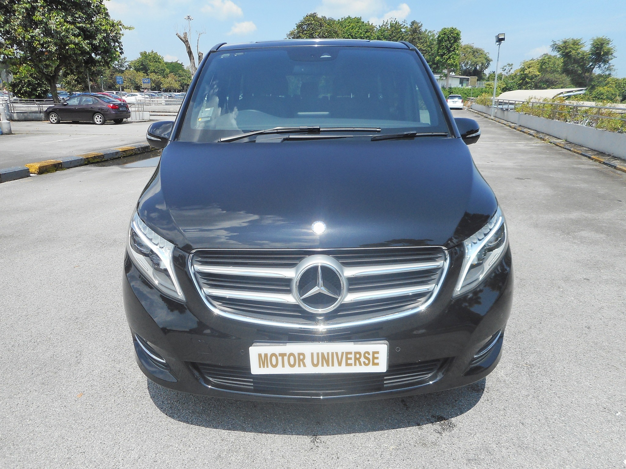 Mercedes Benz V250 Bluetec Compact Cars Cars For Sale On Carousell