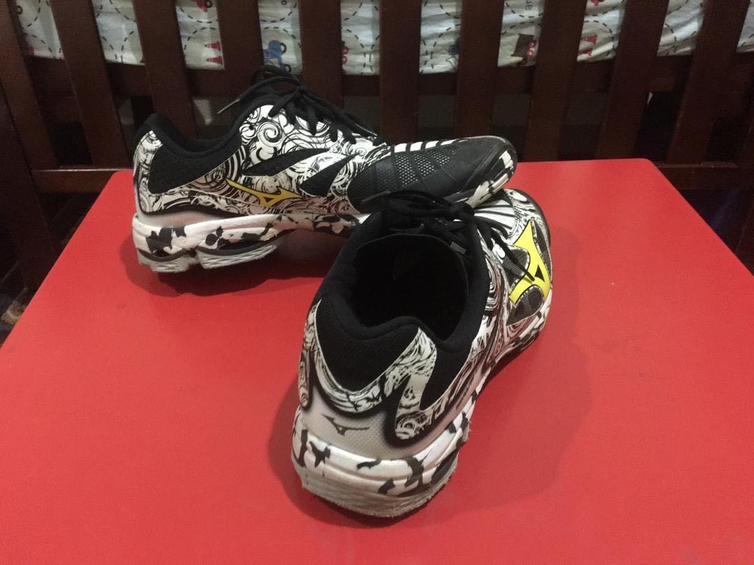 Mizuno wave lightning 2018 on sale