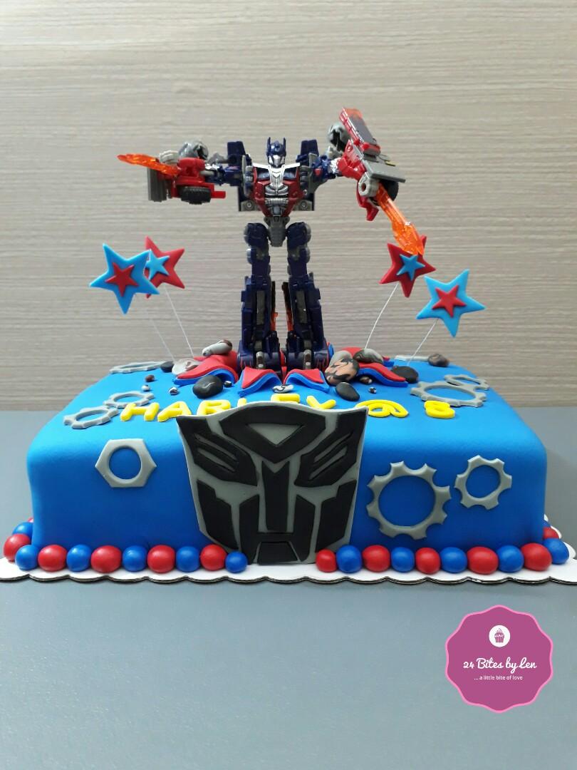 Optimus Prime Themed Birthday Cake Transformers Food Drinks On Carousell