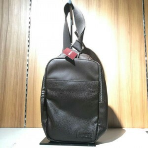 Harga waist deals bag hush puppies