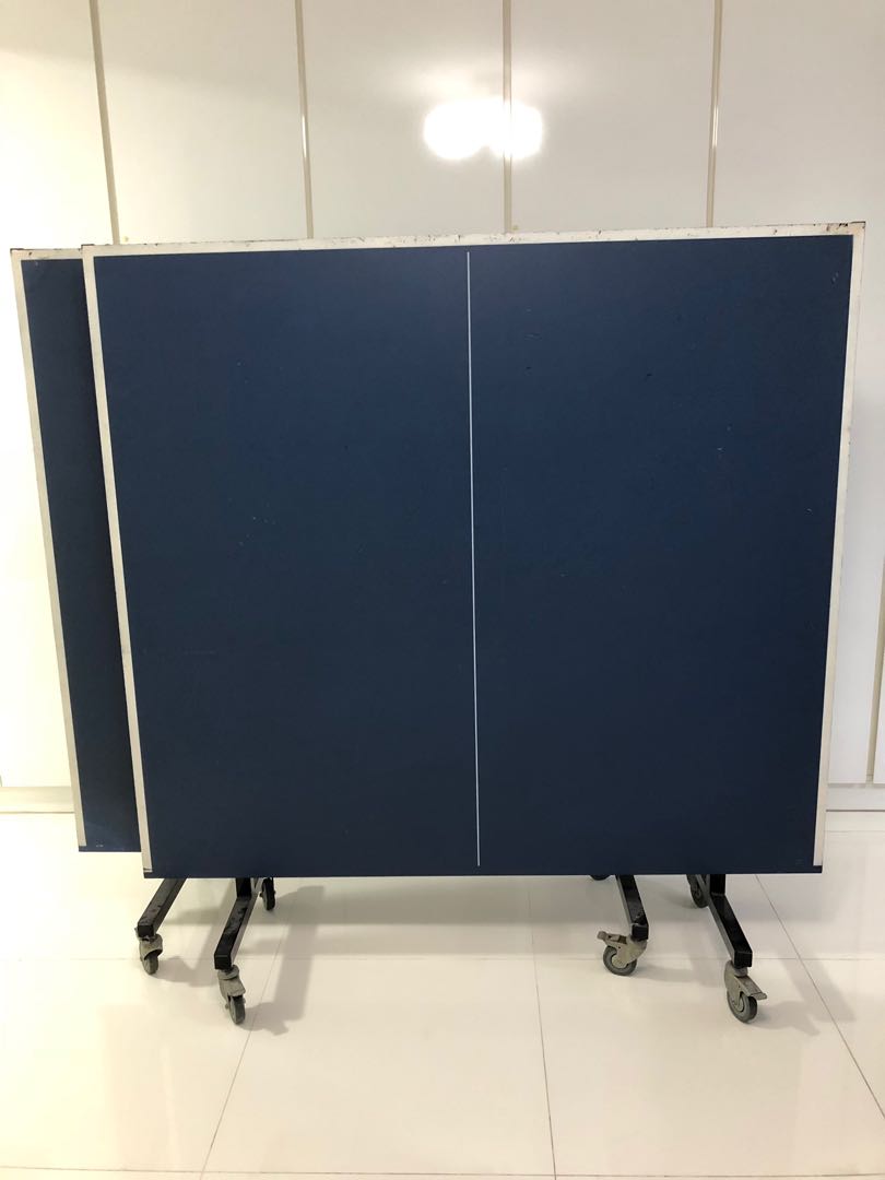 Table Tennis Table And Ball Feeder Machine Sports Sports Games