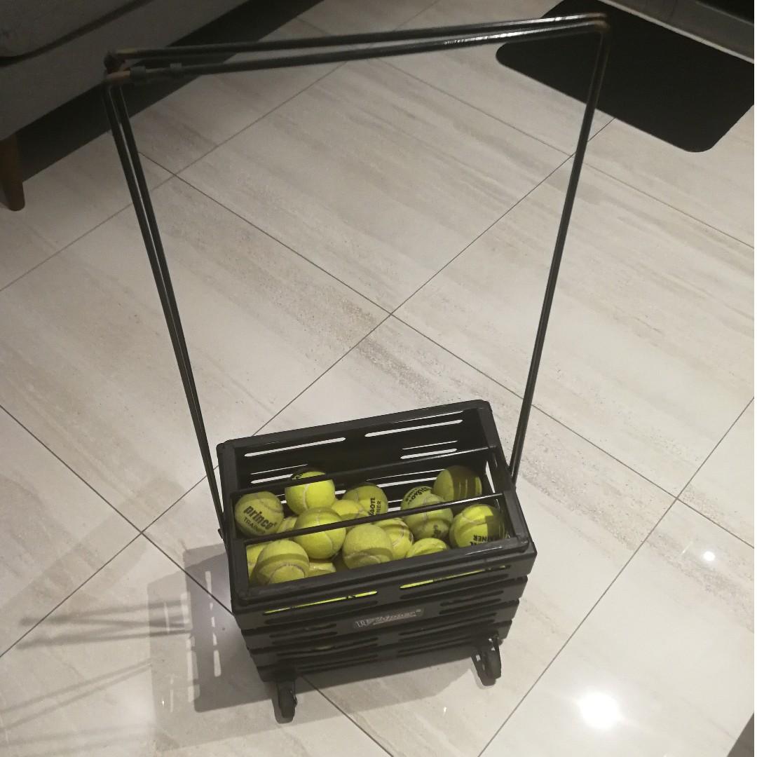 Whipper Tennis Ball Hopper/Ball Port With Wheels (including tennis